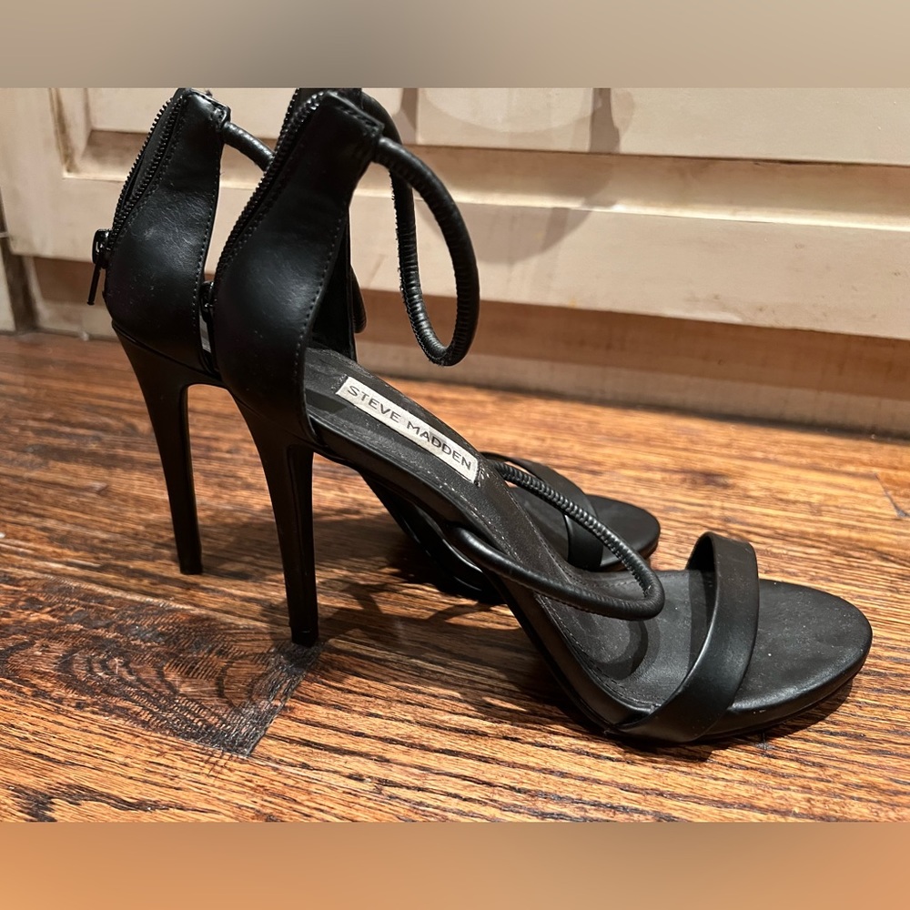 Steve Madden Heels Size 9M